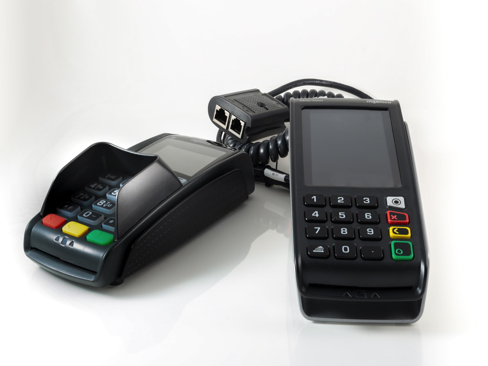 Louer terminal de paiement électronique fixe Ingenico Desk 5000 et son clavier code PINPAD Desk 1500