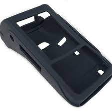 Housse de protection antichoc en silicone noir pour terminal portable professionnel robuste.